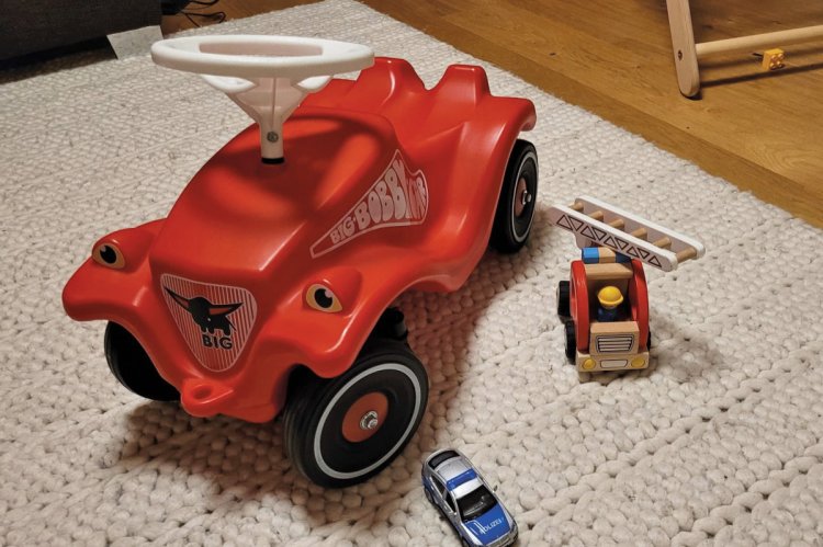 Das „Rutschfahrzeug“, besser bekannt als Bobbycar, wurde mit dem spiel gut Siegel ausgezeichnet, da die Karosserie aus mehr als 70 % recyceltem Plastik besteht. Foto: Isabella Hafner